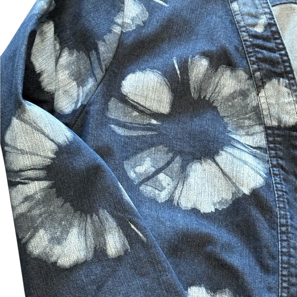 LOGO by Lori Goldstein Women's Shibori Print Denim Wrap Jacket 18 W - Picture 10 of 16